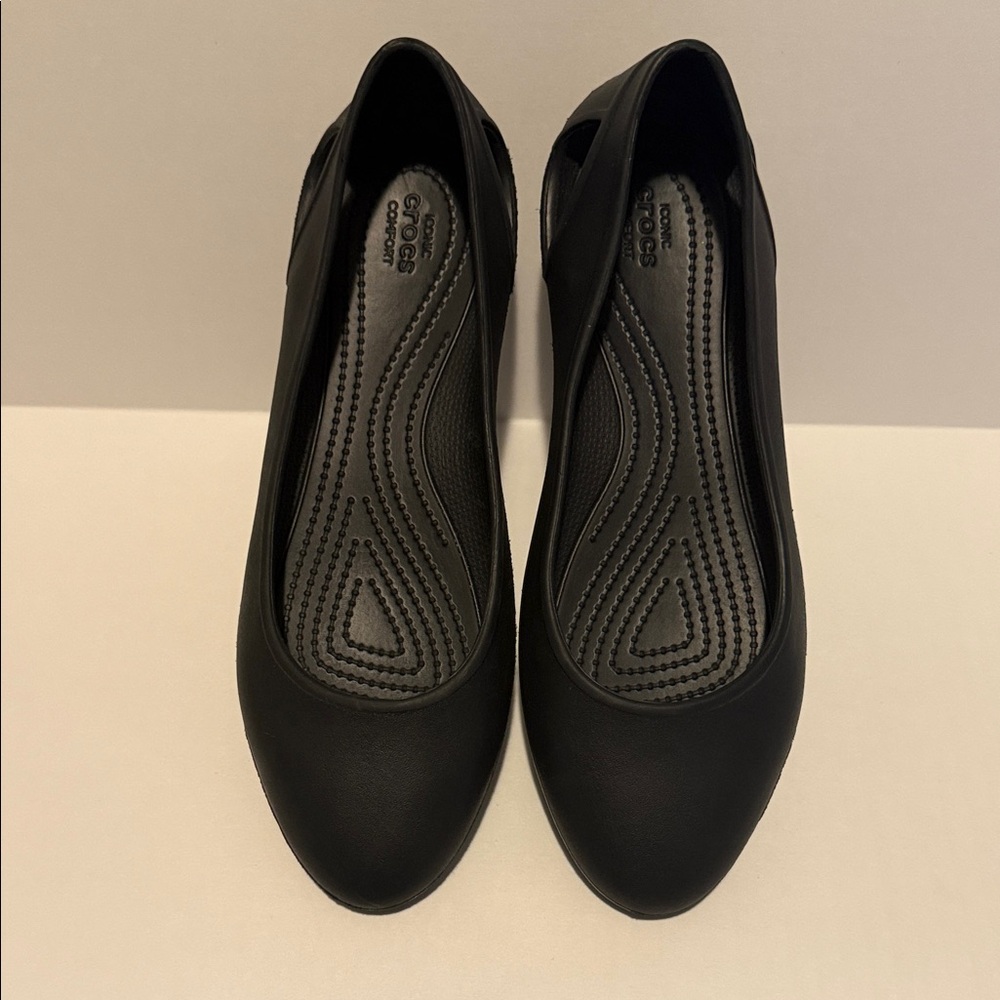 CROCS Women's Black Loafers